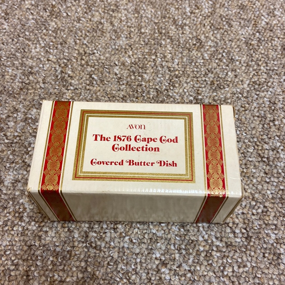 1876 Cape Cod Collection Covered Butter Dish